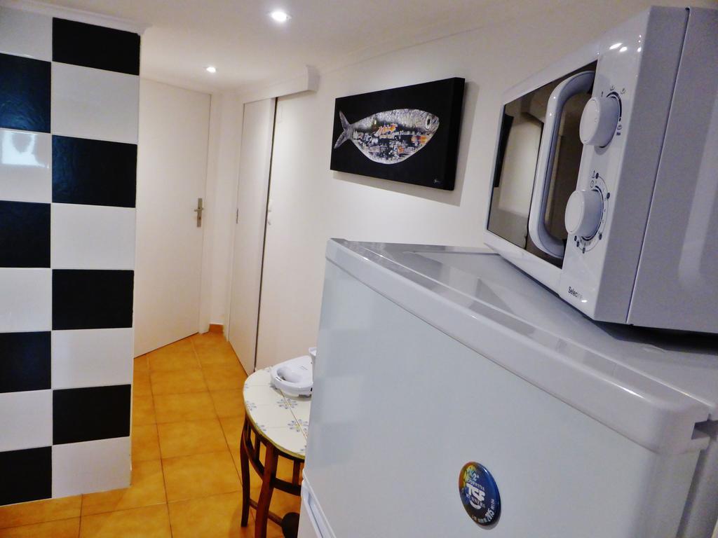 Apartamento Embaixador Mateus Lisboa Pokoj fotografie