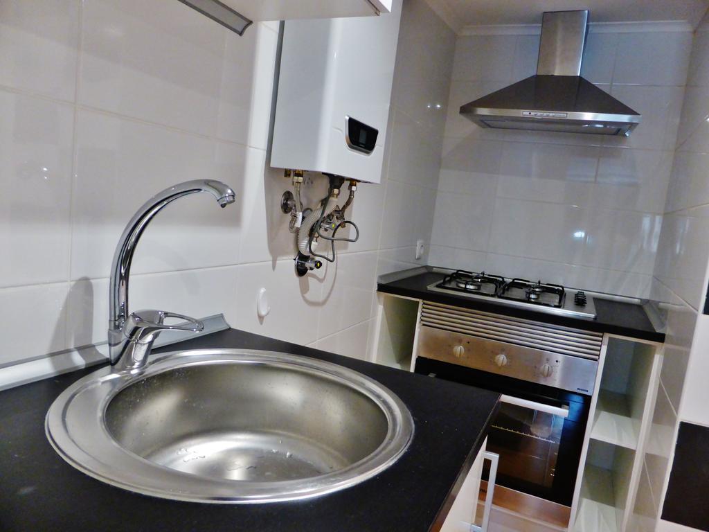 Apartamento Embaixador Mateus Lisboa Pokoj fotografie